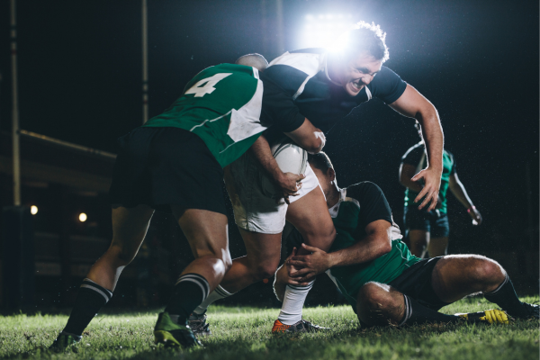 Descubra a origem e a popularidade do rugby, um esporte rico em tradições, estratégias únicas e ícones históricos.