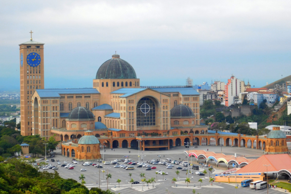 Imagem da Basílica de Nossa Senhora Aparecida.